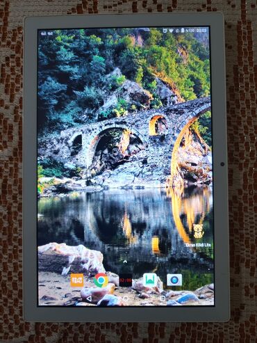 orjinal ses: Android planşet ünvan Maştağa - Böyük ekranlı, ağ çərçivəli planşet