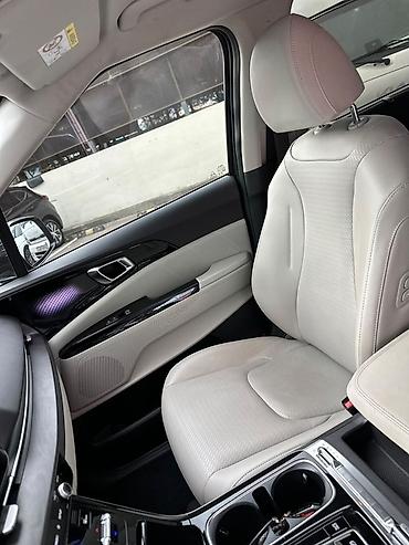Kia: Kia Carnival: 2020 г., Минивэн — 26