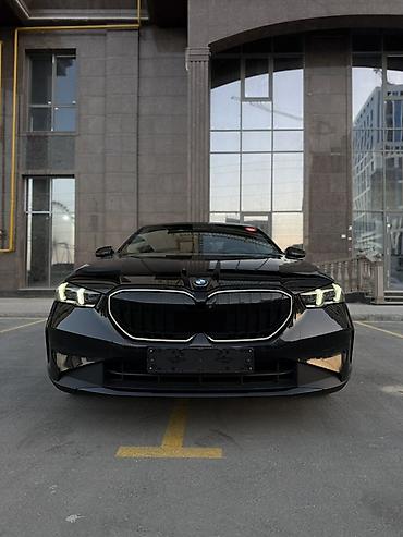 mazda 121: BMW 5 series: 2024 г., 2 л, Автомат, Бензин, Седан — 2