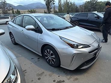 Унаа: Toyota Prius: 2020 г., 1.8 л, Автомат, Гибрид, Лифтбек — 2