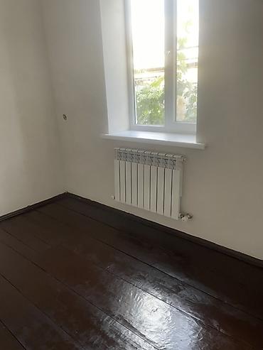 Продажа коттеджей и домов: Дом с участком. Г Бишкек Ул. Мусоргского 14а. Район — 9