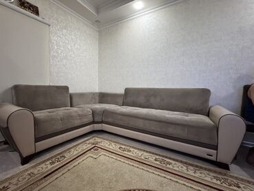 Divanlar: Künc divan, Parça