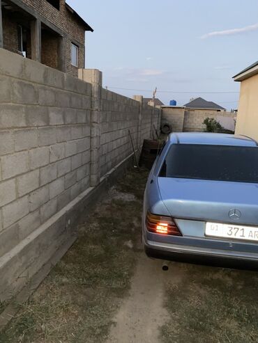 Mercedes-Benz: Mercedes-Benz W124: 1989 г., 2.3 л, Механика, Бензин, Седан — 10