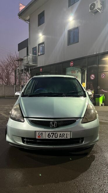 Honda: Honda Fit: 2002 г., 0.3 л, Вариатор, Бензин