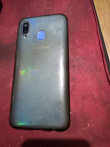 Samsung: Samsung Galaxy A40 na lalafo.rs — 10 Samsung: Samsung Galaxy A40 — 10