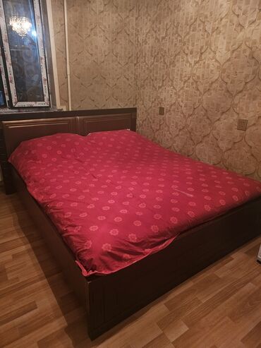 Divanlar: İkinəfərlik çarpayı, Bazasız, Matras ilə, Siyirməsiz