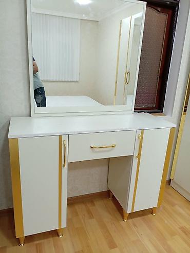 Yataq otağı dəstləri: Klassik üslubda mebel dəsti - Geniş qarderob: 6 qapılı, iki tam — 17