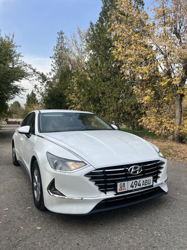 срочно продам машина: Hyundai Sonata: 2019 г., 2 л, Автомат, Газ, Седан