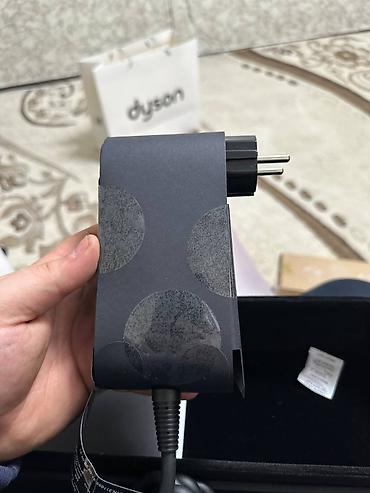 Мультистайлеры: Продаю Dyson Airstrait — стайлер-выпрямитель “Wet to Dry” (выпрямляет — 9