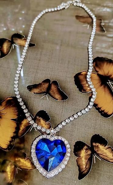 Ogrlice: ✨🌊 Ogrlica Titanik - Crveno Srce! ❤️💎💙 Cena:1200din Zasijajte ovim — 6