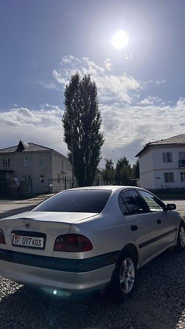 Toyota: Toyota Avensis: 2000 г., 2 л, Механика, Дизель, Седан — 2