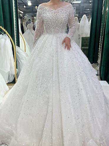 Свадебные платья: Свадебное платье, L, Закрытое, Фатин, Пышное, Пайетки, Б/у at lalafo.kg — 7 Свадебные платья: Свадебное платье, L, Закрытое, Фатин, Пышное, Пайетки, Б/у — 7