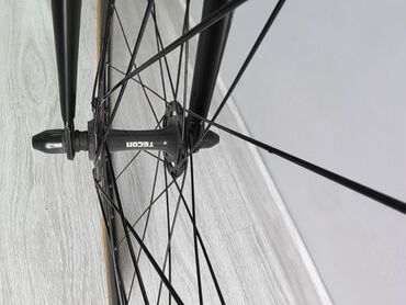 Шоссейные велосипеды: Шоссейный велосипед, Рама M (156 - 178 см), Б/у — 4