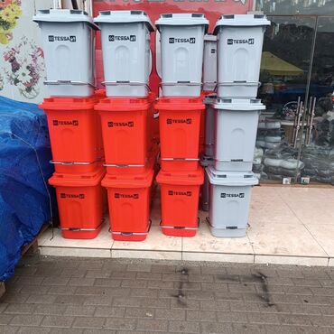 Tullantı qabları: Köçürmə var Çek verilir 20 litrden 1100 litrə qədər butun olçulər — 21