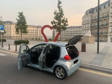 Toyota: Toyota Aygo: 1 l | 2006 il Hetçbek — 12