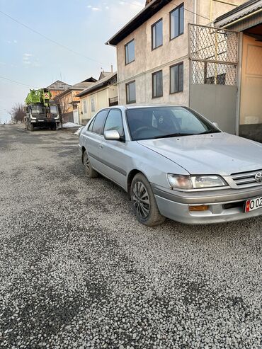 Toyota: Toyota Corona: 1996 г., 2 л, Автомат, Бензин, Седан