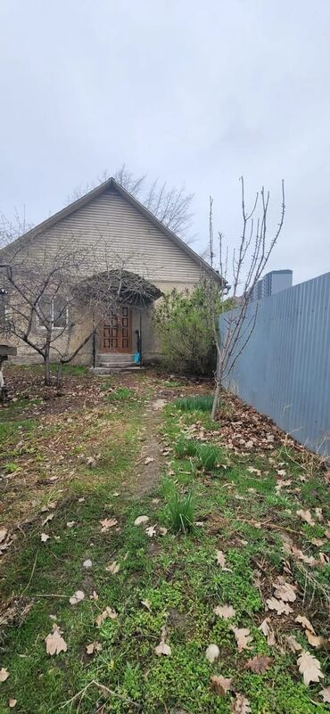 аренда места ош келечек: Дом, 70 м², 3 комнаты, Собственник, Косметический ремонт