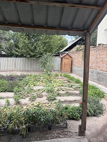 Продажа коттеджей и домов: 6 комнат, 106 м², 5 соток, Бишкек, ул. Калык Акиева Собственник — 22