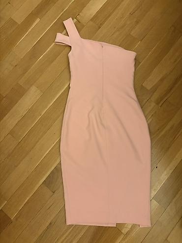 cehrayi don: Pastel çəhrayı rəngdə zərif midi don.
Xs razmer — 2