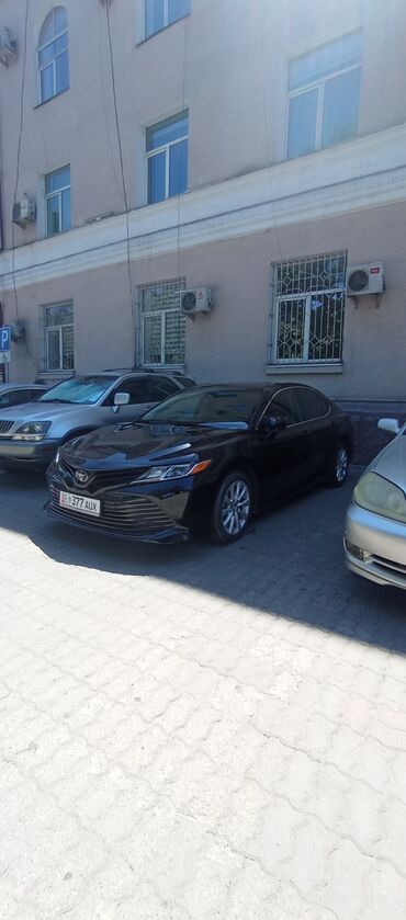 купить чехол для авто в бишкеке: Toyota Camry: 2018 г., 2.5 л, Типтроник, Бензин, Седан