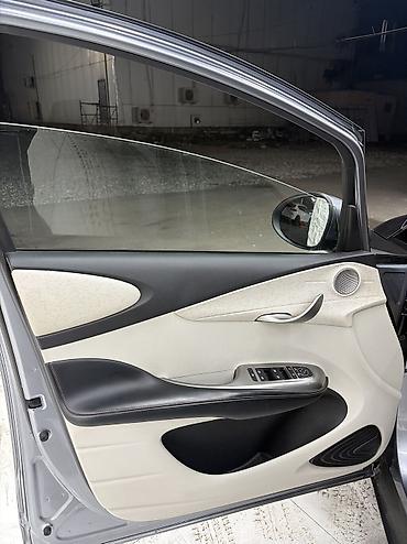 BYD: BYD Dolphin: 2022 г., Электромобиль, Хэтчбэк — 6