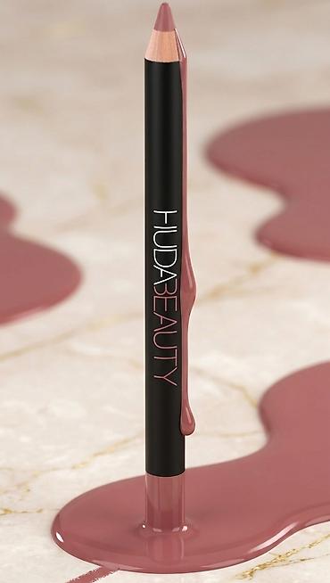 HUDA BEAUTY olovka za usne – nijansa prigušene ružičasto‑nude boje. -