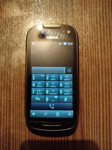 Nokia: Nokia 701, Б/у, 1 SIM