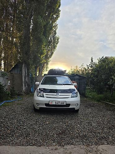 Toyota: Toyota Ist: 2003 г., 1.3 л, Автомат, Бензин, Хэтчбэк — 2