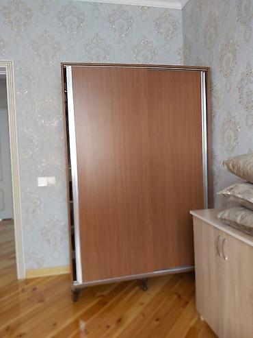 İşlənmiş, 2 qapılı, Təkərli, Qəhvəyi, Taxta, Kupe, Düz dolab lalafo.az -da İşlənmiş, 2 qapılı, Təkərli, Qəhvəyi, Taxta, Kupe, Düz dolab