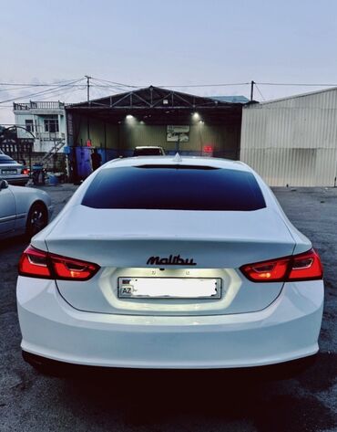 Chevrolet: Chevrolet Malibu: 1.5 l | 2017 il 16200 km Sedan — 2
