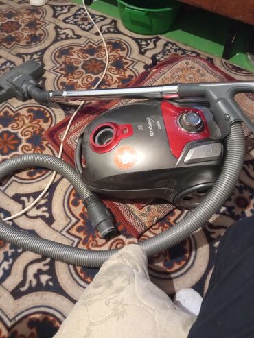 двигатель пылесоса: Пылесос, Стандартный, Сухая, Контейнер