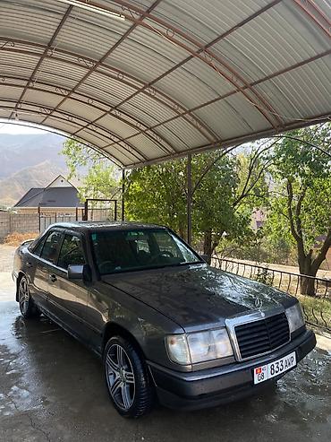 Продажа авто: Mercedes-Benz W124: 1988 г., 2.3 л, Механика, Бензин, Седан — 1