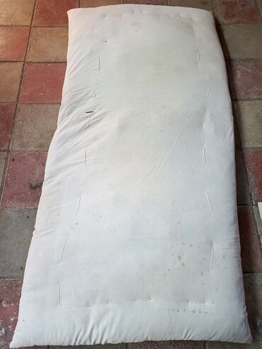 Matraslar: İşlənmiş, Sadə matras, Bir nəfərlik