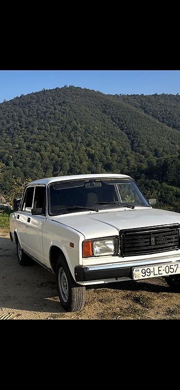 lada diskleri: Salam masin tam idyal vezyetdedi hec bir prbalemi yoxdu otur sur — 1