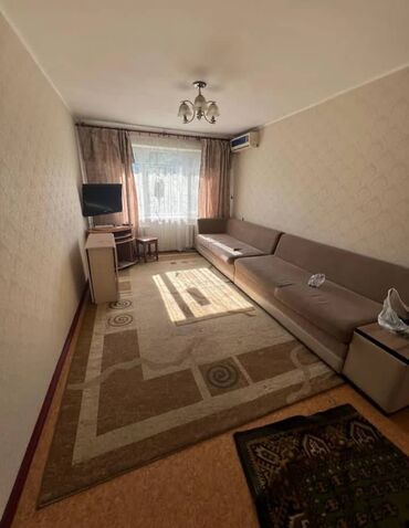Продажа квартир: 2 комнаты, 43 м², 104 серия, 1 этаж, Косметический ремонт