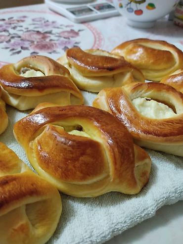 булочки для бургеров: Булочки на заказ - Пышные булочки и ватрушки с нежной творожной — 1
