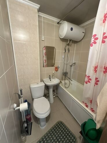 Продажа квартир: 2 комнаты, 47 м², 104 серия, 4 этаж at lalafo.kg — 8 Продажа квартир: 2 комнаты, 47 м², 104 серия, 4 этаж — 8