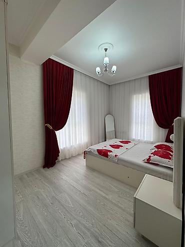 Günlük kirayə mənzillər: 3 otaqlı — 7
