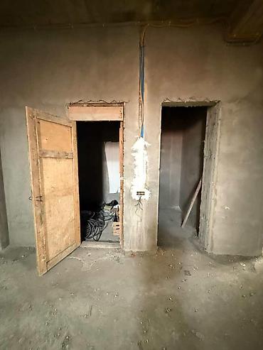 qoc satisi: Bakıxanov qəs. 7 otaqlı, 610 kv. m, Kredit var, Təmirsiz — 4
