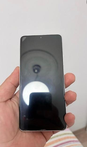 poco 3x pro: Poco X6 Pro, 512 GB, rəng - Gümüşü, Sensor — 2