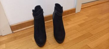 duge kozne cizme: High boots, 37