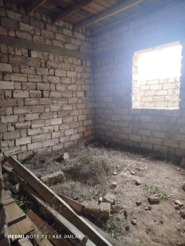 Həyət evləri və villaların satışı: 4 otaqlı, 148 kv. m, Kredit yoxdur, Təmirsiz — 10