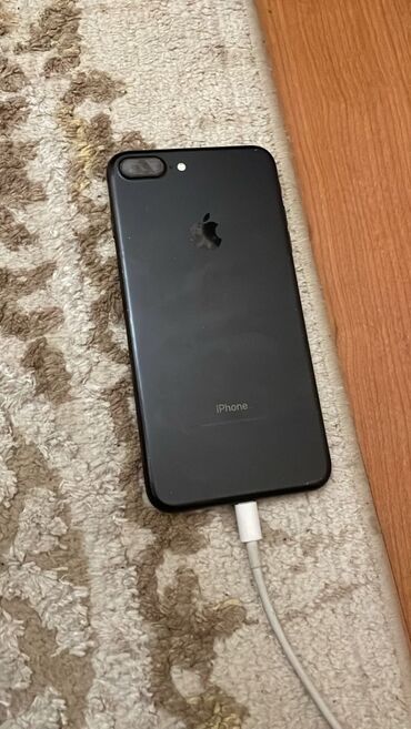 Apple iPhone: IPhone 7 Plus, 128 GB, Jet Black, Barmaq izi, Simsiz şarj