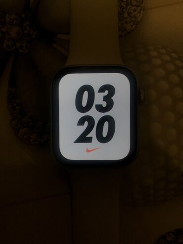 saat smart: Б/у, Смарт часы, Apple, Аnti-lost, цвет - Серебристый