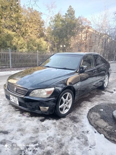 Toyota: Toyota Altezza: 2000 г., 2 л, Автомат, Бензин, Седан