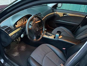 mazda 323 2003: Mercedes-Benz E-Class: 2008 г., 3 л, Автомат, Дизель, Седан — 3