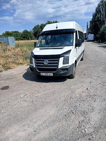e 303: Volkswagen Crafter – 2008 г.в. 2.7 W211,17 мест, родной пассажир — 2