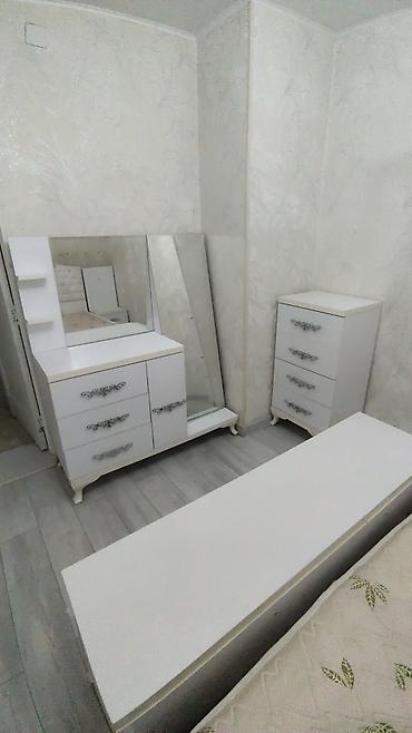 silver kitchen: Спальный гарнитур, Б/у, Двуспальная кровать, Белоруссия, цвет - Белый — 2