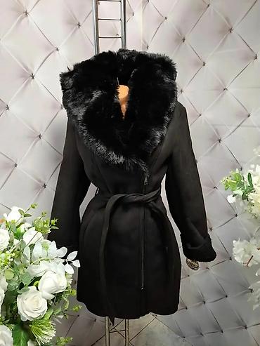 Zimske jakne: Ženska zimska jakna/kaput sa krznom - Elegantna silueta do iznad — 2