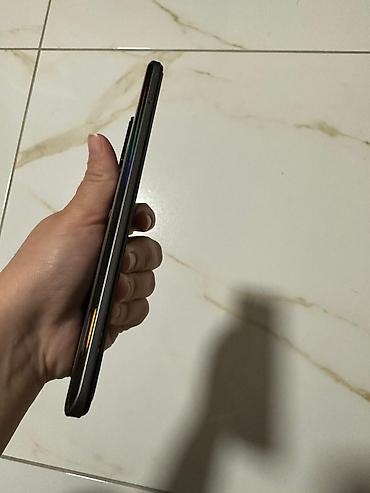 Realme: Realme pametni telefon — 4